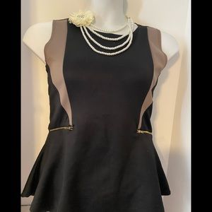 Vintage Black & beige blouse define waist
